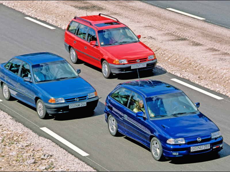 El superventas de Opel, el Astra F, cumple 30 años desde su estreno mundial