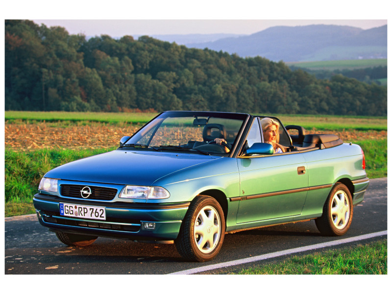 El superventas de Opel, el Astra F, cumple 30 años desde su estreno mundial