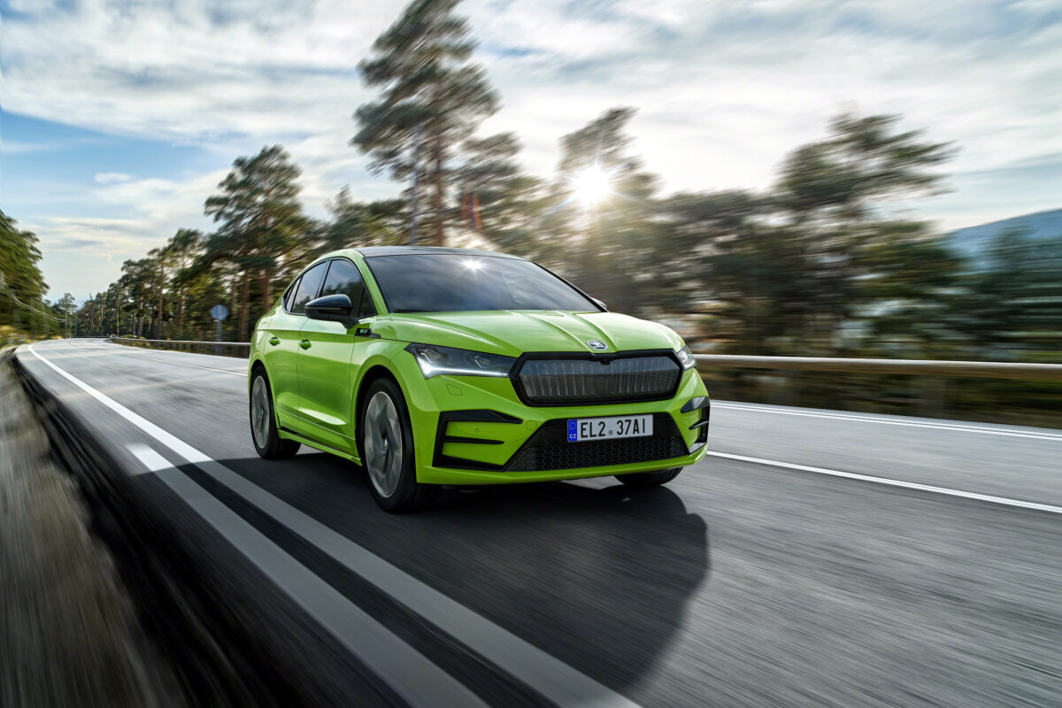El ŠKODA ENYAQ COUPR IV: la electromovilidad en su  forma más elegante