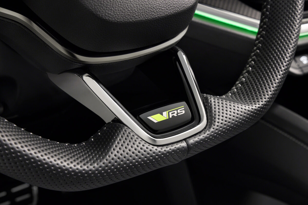 El ŠKODA ENYAQ COUPR IV: la electromovilidad en su  forma más elegante